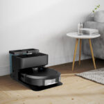 Robot vacuum cleaner